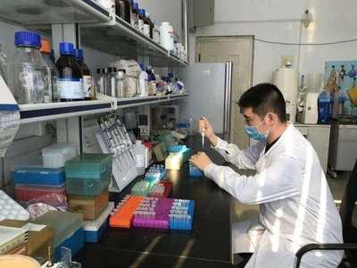 20天！一位“80后”教授的火速攻關 生物技術賦能新冠中西醫輔助產品開發